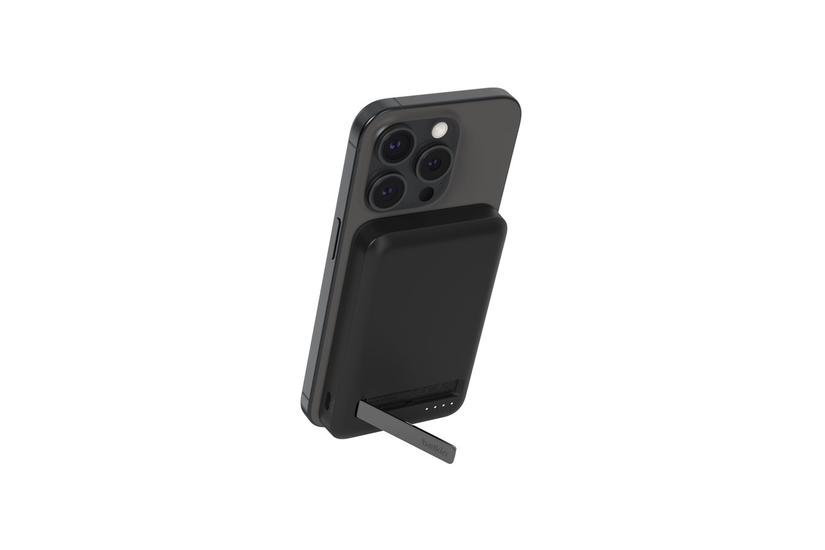 Belkin Trådløs Power Bank Magnetisk Med Qi2 24 Pin Usb- 15 Watt